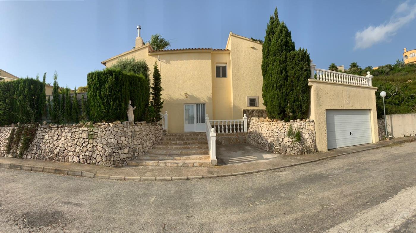 Traditionelle freistehende Villa in Cumbre del Sol